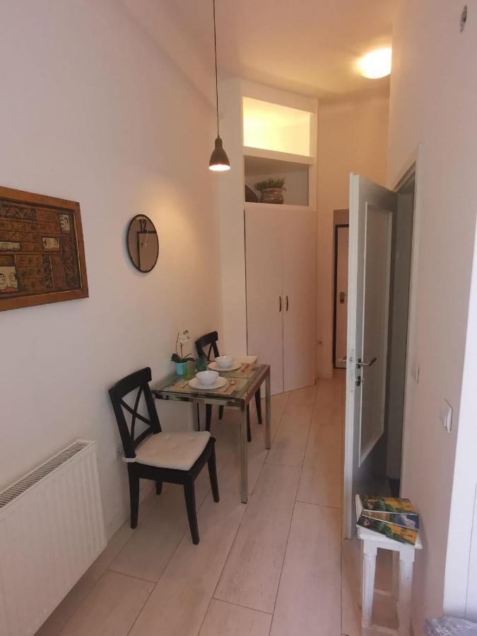 Tiny Apartment In City Center ซาเกร็บ ภายนอก รูปภาพ
