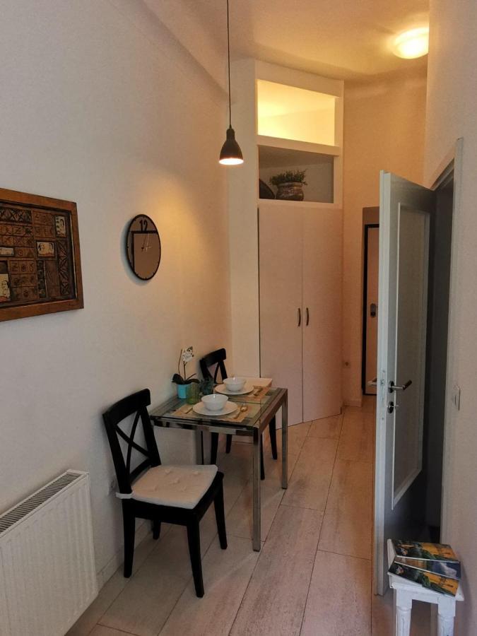 Tiny Apartment In City Center ซาเกร็บ ภายนอก รูปภาพ